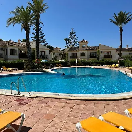 Precioso, Luminoso Y Maravilloso Con Piscina Junto Al Mar Y La Playa En Apartment Vera