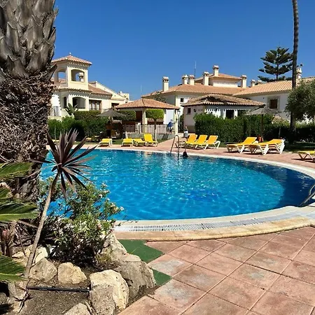 Apartment Precioso, Luminoso Y Maravilloso Con Piscina Junto Al Mar Y La Playa En *